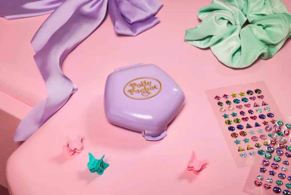 Sleepover At Polly Pockets Compact Bayonne Apartment